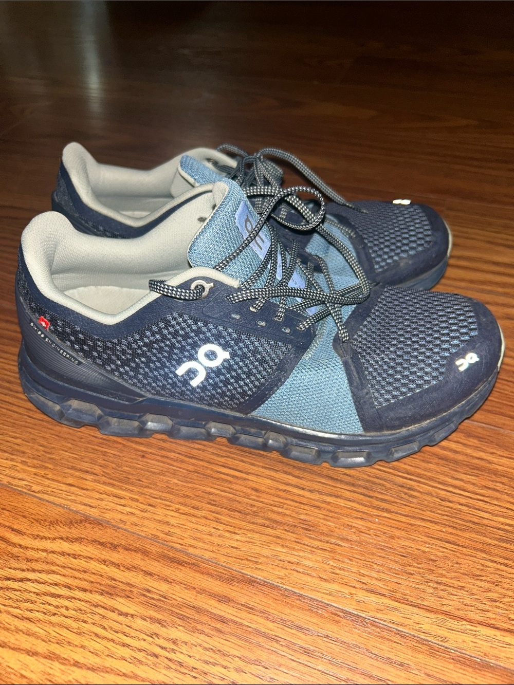 On Cloudstratus Shoes Womens Size 9.5 Blue CloudTec Running Sneakers